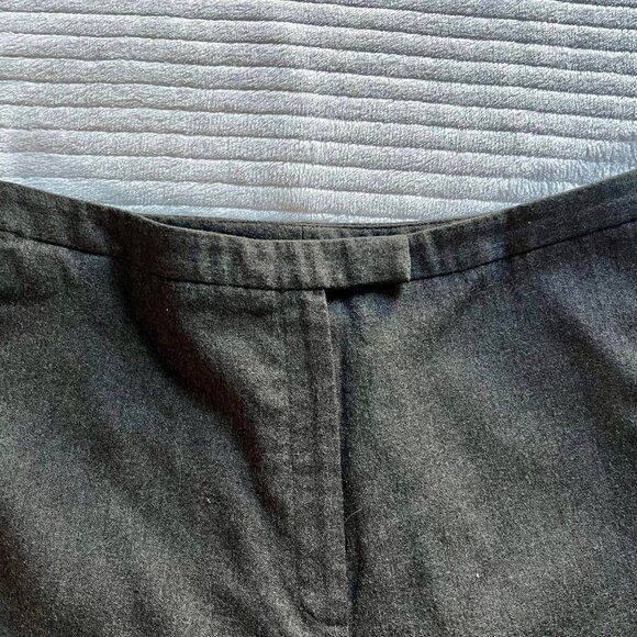 Women’s Size 12 Petite Solid  Gray Wool Lined Dress Slacks - Picture 3 of 9